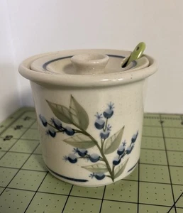 Maine Union Stoneware Pottery Blueberry Sugar Jam Mustard Honey Jar EUC 1987 - Picture 1 of 6