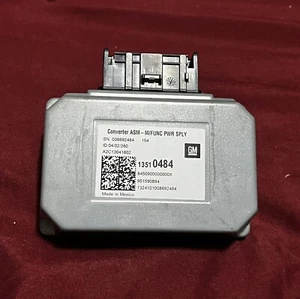 Genuine GM Multifunction Power Supply Converter 13510484 - Picture 1 of 6