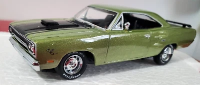 Matchbox Collectibles Green 1970 Plymouth Road Runner Hemi Muscle Car 1:43 ~ NEW - Image 1 of 4