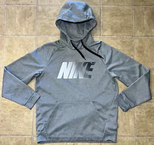 Sudadera con capucha de entrenamiento Nike Dri Fit Therma-Sphere para hombre grande gris deletreado gráfico - Imagen 1 de 6