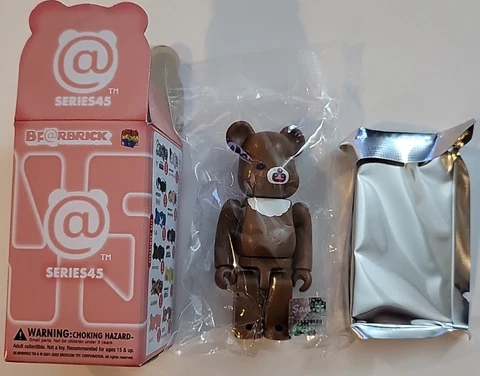 Bearbrick 100% series 45 Cute Variant Rare Cover