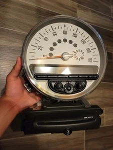 2011-2016 Mini Cooper Speedometer Cluster Radio CD Player Bluetooth Sirius OEM - Picture 1 of 9