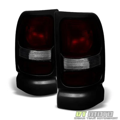 Juego de luces traseras izquierda+derecha [tintadas en negro] para camioneta Dodge Ram 1994-2001 Foto 1 de 4