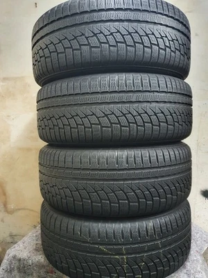 4x Winterreifen Ford Kuga II 235/55R17 103V Nokian27 4x 6-6,5mm - Bild 1 von 4
