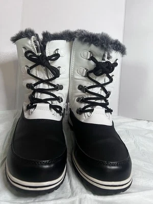 Totes Womens Winter Snow boots Size 9 Med White & Black Zip and lace up closure - Image 1 of 4