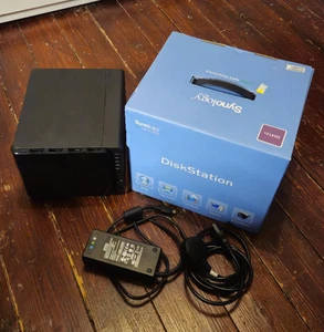 Gabinete NAS Synology DiskStation DS412+ 4 bahías con caja totalmente funcional - Imagen 1 de 5
