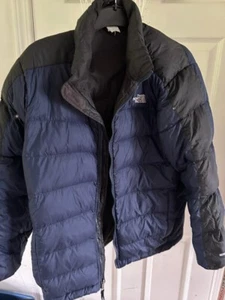 KIDS THE NORTH FACE PUFFER JACKET YOUTH XL 18/20 COMFORT STYLE FASHION SCHOOL US - Picture 1 of 4