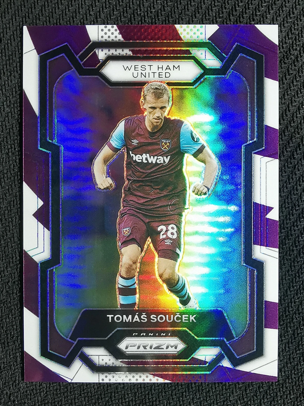 2023-24 Panini Prizm EPL RASMUS HOJLUND Purple Stripes /92 TOMAS SOUCEK cz