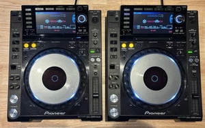 2 x Pioneer CDJ-2000nexus | DJ-Players (#066) - Bild 1 von 13
