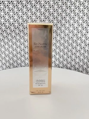 5N2 Amber hone y~ Estee Lauder Re-Nutriv Ultra Radiance Liquid Makeup SPF 20, 1o - Image 1 of 3