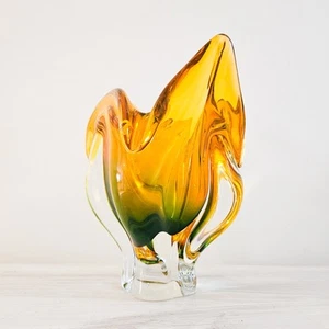 Vtg Chřibská Chribska Glass Josef Hospodka Cat's Head Vase Yellow Green 8" - Picture 1 of 13