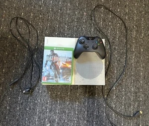 Xbox One S mit 1 Original Controller ! 1TB - Bild 1 von 3