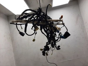 90 TOYOTA PICKUP UNDERDASH HARNESS & FUSE BOX 2.4L MT - Foto 1 di 12