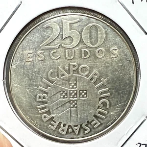 1974 PORTUGAL SILVER 250 ESCUDOS NICE UNCIRCULATED - Picture 1 of 2