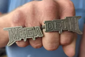 MEGADETH DOUBLE RINGS 2016 TOUR CONCERT ROCK RING ADJUSTABLE MEGA DETH METAL - Picture 1 of 12