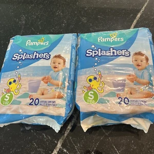 2 Pampers Splashers Baby Swim Diapers small 13lbs- 24lbs Disposable 20 40 count - Picture 1 of 1