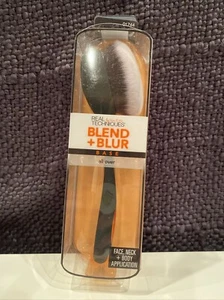Real Techniques Blend + Blur BASE All Over Brush (Face, Neck, Body) (#01744) NIB - Picture 1 of 5