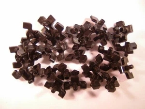 ROVER P6 BODY MOULDING TRIM CLIPS SERIES 2 2000 2200 3500 3500S GRANADA TRIUMPH - Picture 1 of 1