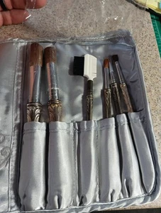 Godinger Makeup 6 Brush Set Embossed & Velvet Roll-Up Case Silver Plate NOS Mono - Picture 1 of 6