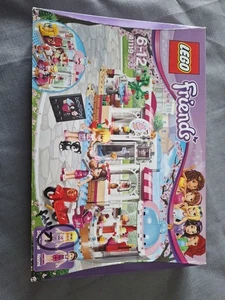 LEGO FRIENDS: Heartlake Cupcake-Café (41119) - Bild 1 von 2