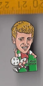 Arsenal player John Jensen Keeper Football Club pin badge (butterfly back) - Picture 1 of 1