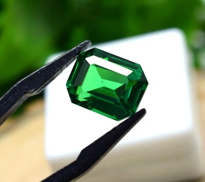 Piedras preciosas de corte esmeralda de calidad aproximada de 9 a 11 quilates certificadas nuevo granate verde Foto 1 de 4