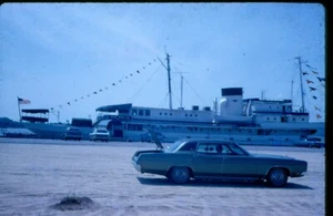vtg 35mm slide 1973 unknown boat ship turned into restaurant dine with us cars - Bild 1 von 1
