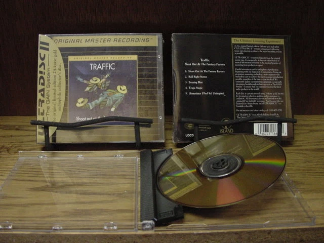 TRAFFIC VERIFIED J-CARD SHOOT OUT AT THE FANTASY FACTORY  MFSL 24 Karat Gold  CD - Image 1 of 1