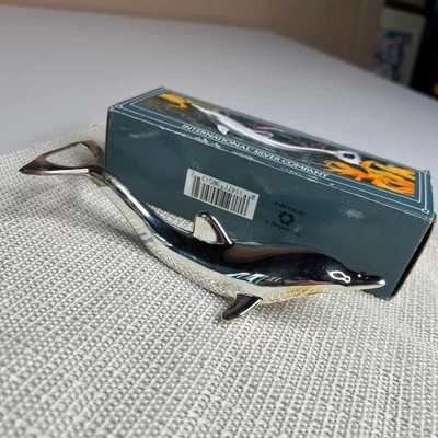 Abrebotellas Silverplate Forma de Delfín 6 1/2" International Silver Co 1994 Nuevo en Caja Foto 1 de 4