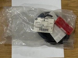 ALLEN BRADLEY 440N-G02033 GUARDMASTER SENSAGUARD SWITCH *NEW IN BOX* - Picture 1 of 1