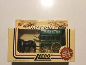 Lledo Days Gone Vintage Vehicle: Horse Drawn "Lipton's Teas" Carriage Green - Picture 1 of 2