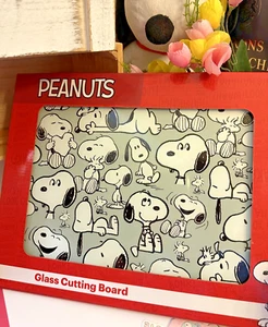 Peanuts Snoopy Glas Schneidebrett 12" x 15" Grau & Weiß Küche Neu - Bild 1 von 6