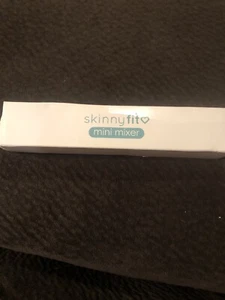 Skinny Fit Mini Mixer läuft mit 2 AA Batterien - Bild 1 von 4