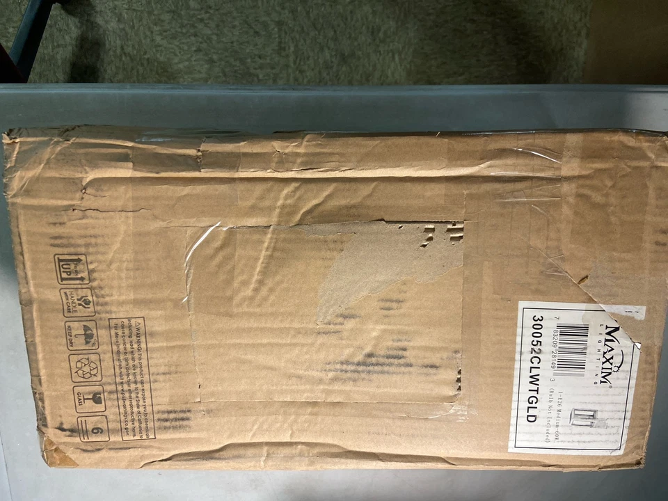 Maxim 30052CLWTGLD Aplique de Pared Exterior Neoclass 16", Blanco/Dorado, Luz Moderna Fi Foto 1 de 3