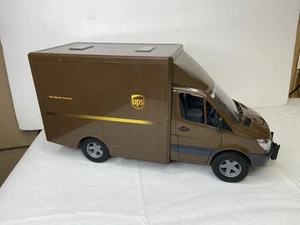 Gruppo di continuità BRUDER Large 17" Mercedes-Benz Sprinter United Parcel Service 1:16 - Foto 1 di 18