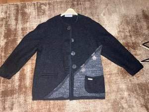 Oktoberfest!  Trachtenjacke aus Merino- und Schurwolle Gr XL - Bild 1 von 3