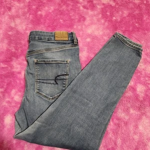 American Eagle Curvy Hi Rise Jegging Jeans Medium Wash Größe 10 kurz Stretch - Bild 1 von 15