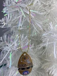 NFL New Orleans Saints Vintage Teardrop Spinner Christmas Tree Ornament - Picture 1 of 3