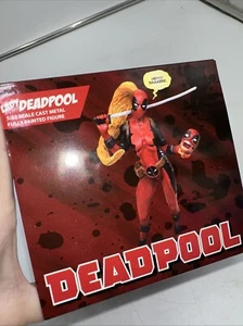 Marvel Deadpool Metal Miniature 1:32 Lady Deadpool- Factory Entertainment 408164 - Picture 1 of 5