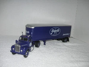 FIRST GEAR ~ B MODEL MACK GRAPETTE SODA TRUCK ~ 1:34 SCALE ~ NO BOX - Picture 1 of 11