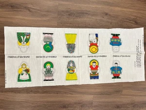 Panel de tela vintage Springs Mills cortar y coser muñecas niños del mundo de 5 - Imagen 1 de 3