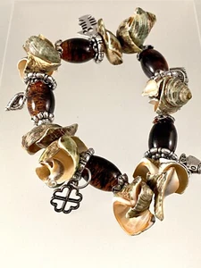 Silver Charm & Shell Summery Brown Bead Bracelet Stretch Large !FUN ๐NEW ! PJ - Picture 1 of 4