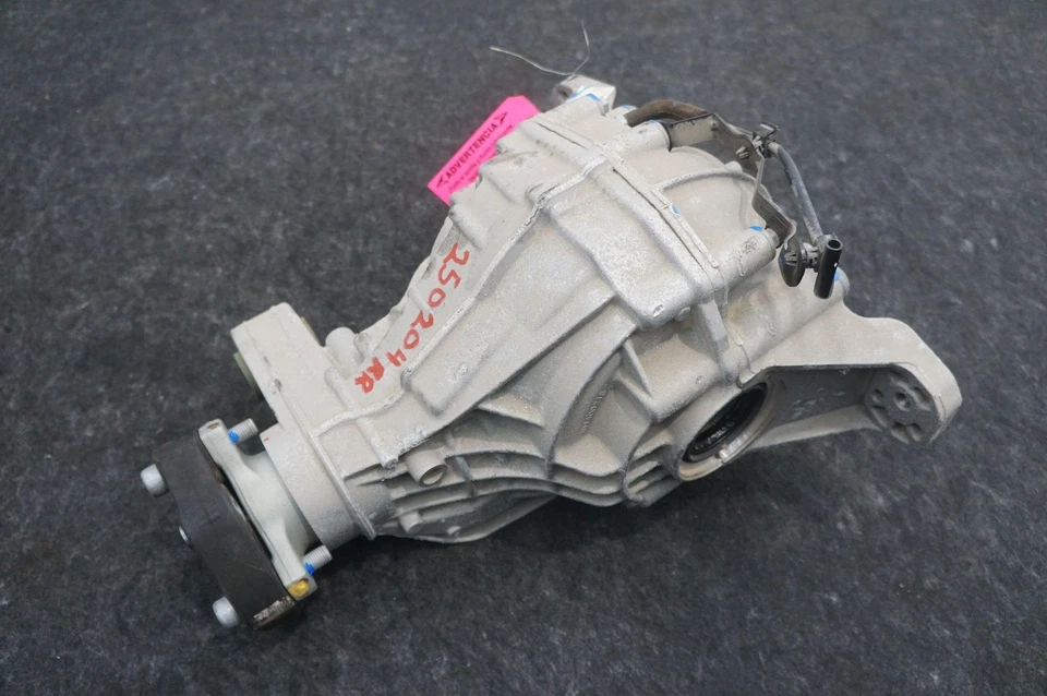 Rear Axle Differential Carrier OEM 00463505580 Alfa Romeo Stelvio Sprint 2018-24 - Image 1 of 4