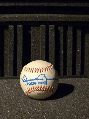 MARIANO RIVERA AUTOGRAPHED SIGNED MLB OML BASEBALL YANKEES "HOF 2019" - Image 1 of 3