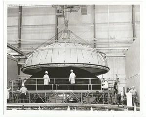 North American Rockwell 8x10" photo Space Age Sandwich NASA Saturn S-II booster - Picture 1 of 2