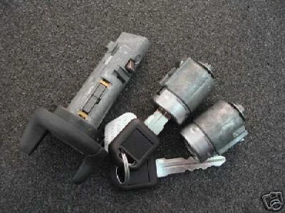 1998 Chevrolet S-10 Pickup w/automatic Ignition and Door Locks - Image 1 of 1