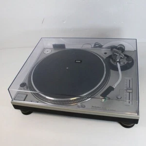 Technics SL-1200MK3D Silver with Dust Cover Direct Drive DJ Turntable Used Japan - Picture 1 of 5