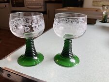 2 French luminarc emerald green beehive wine glasses