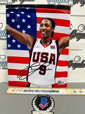 FOTOGRAFÍA DE BALONCESTO 8X10 FIRMADA POR LISA LESLIE AUTOGRAFIADA CERTIFICADO DE AUTENTICIDAD WNBA-BECKETT BAS Foto 1 de 4