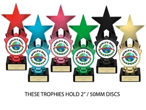 World's Best Grandma Star Trophy 17cm - 6 COLORI DISPONIBILI - INCISIONE GRATUITA - Foto 1 di 18